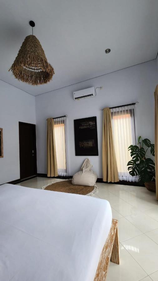 Villa Danielle Seminyak  Luaran gambar