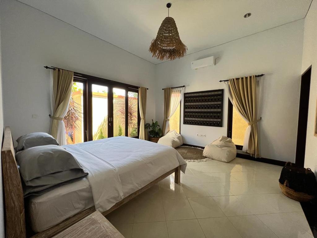 Villa Danielle Seminyak  Luaran gambar
